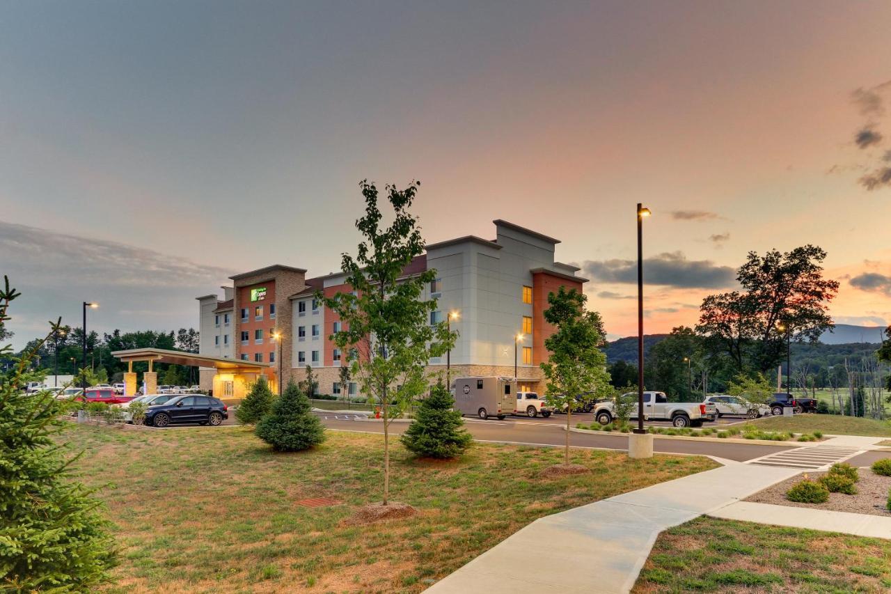 Holiday Inn Express & Suites - Saugerties - Hudson Valley By Ihg Zewnętrze zdjęcie